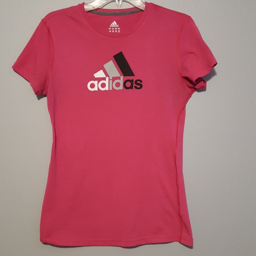Adidas t-shirt